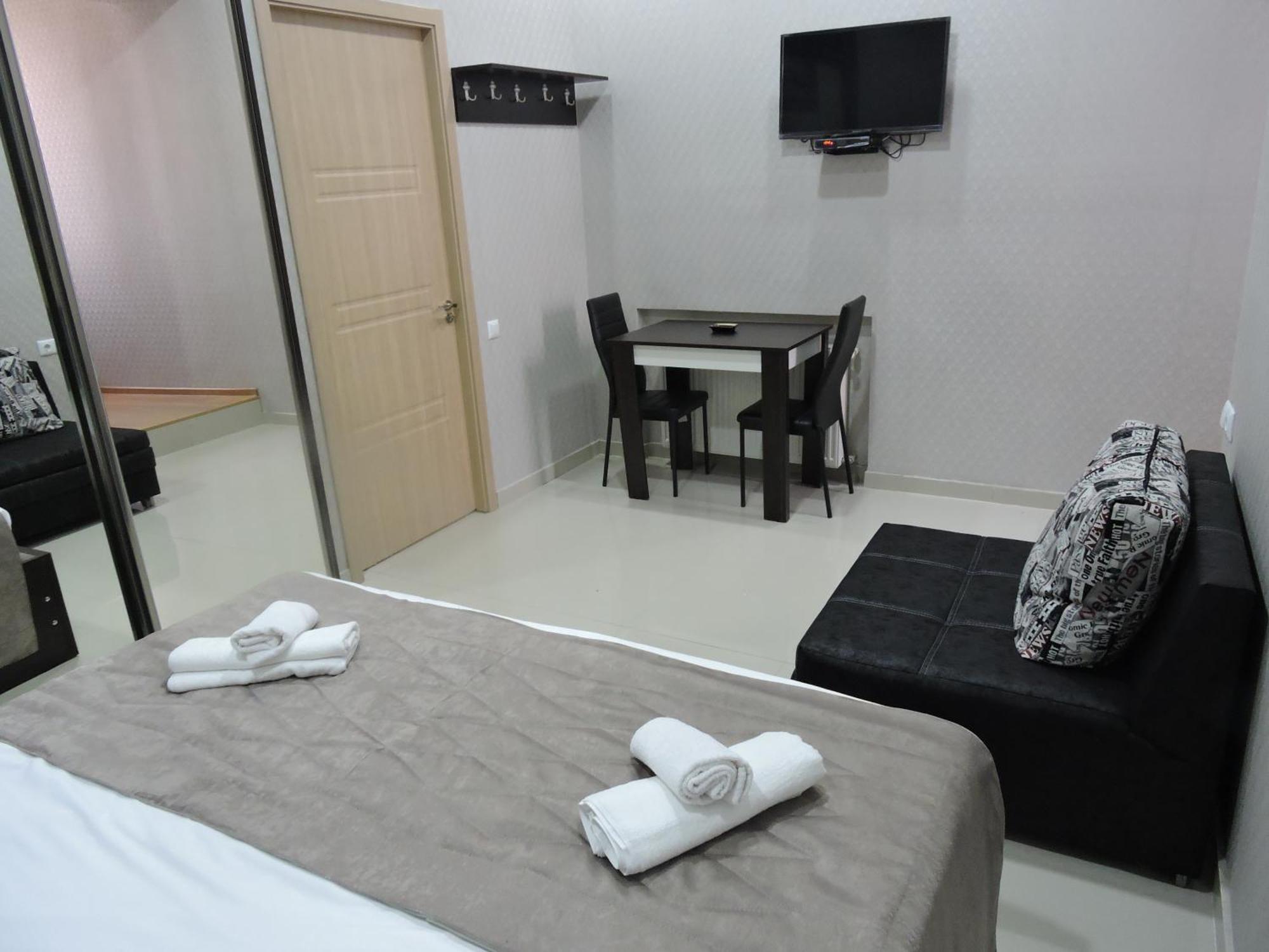 טביליסי Hotel Care Inn מראה חיצוני תמונה